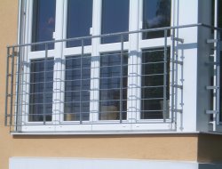01_franz_balkon_verzinkt
