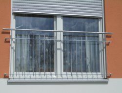 06_franz_balkon_verzinkt