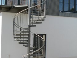 22_aussentreppe_spindel