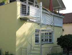 33_aussentreppe_spindel