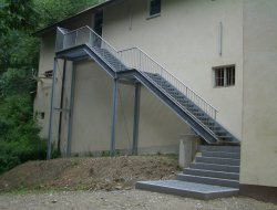 03_aussentreppe_gerade