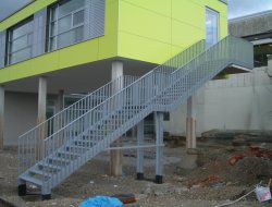 12_aussentreppe_gerade