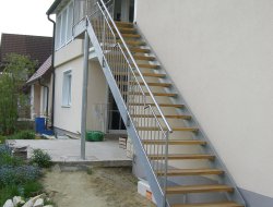 15_aussentreppe_gerade