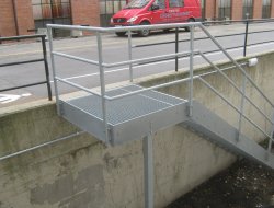 54_aussentreppe_gerade