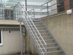 55_aussentreppe_gerade