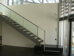 18_innentreppe_gerade