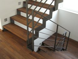 23_innentreppe_gerade