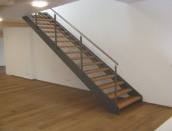 41_innentreppe_gerade