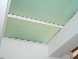 2_01_begehbare_glasscheibe